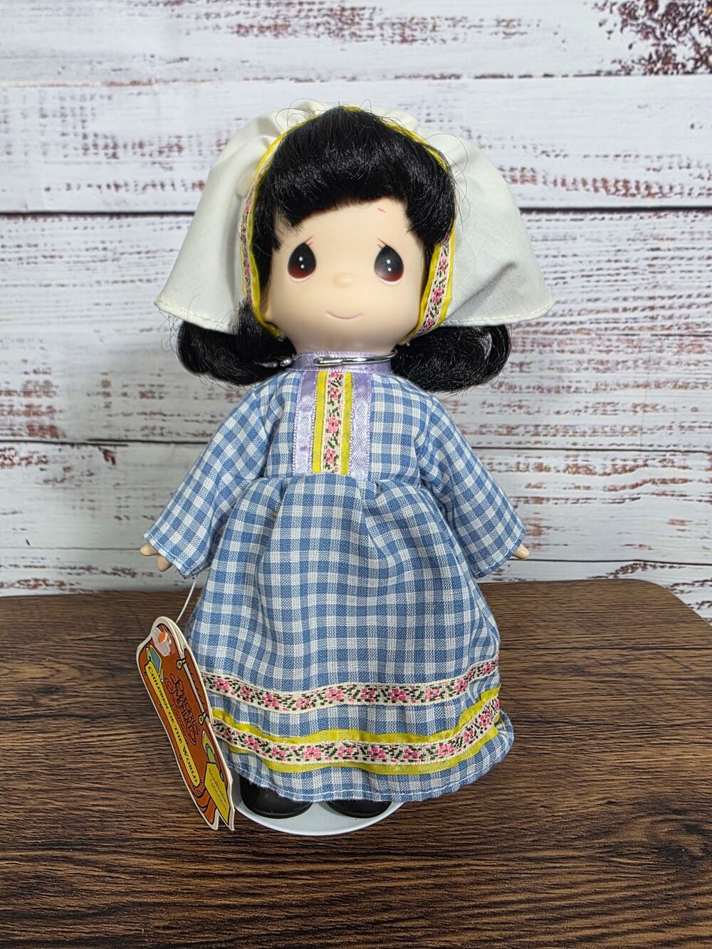 Precious Moment Children of the World Doll Souhaila Lebanon w/tags 1990s